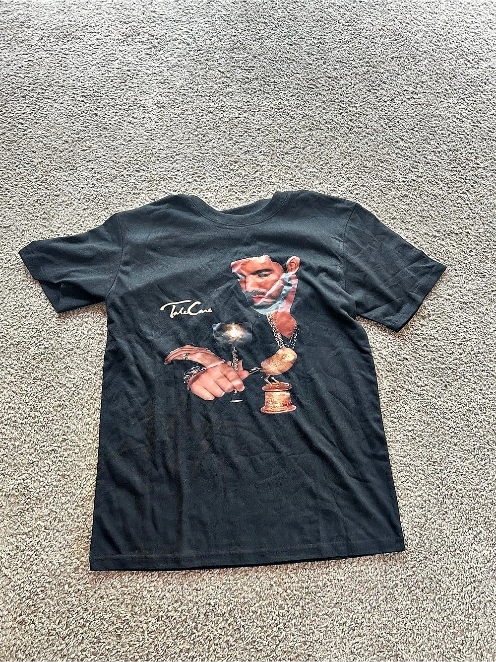 Graphic Short Sleeve Tee in Black